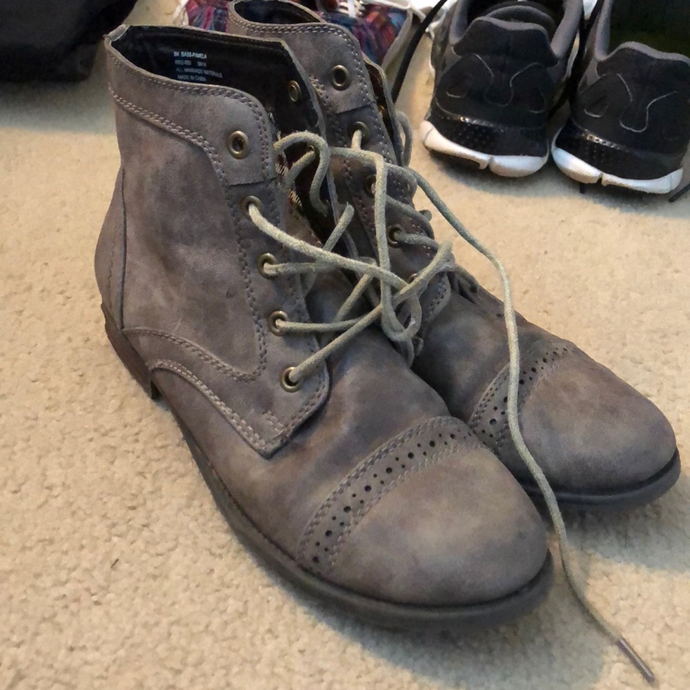 Women’s Bass Ankle booties